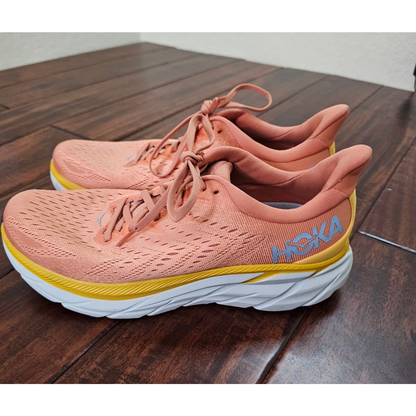 HOKA Clifton 8 shell coral sun baked womens running shoes size 11b