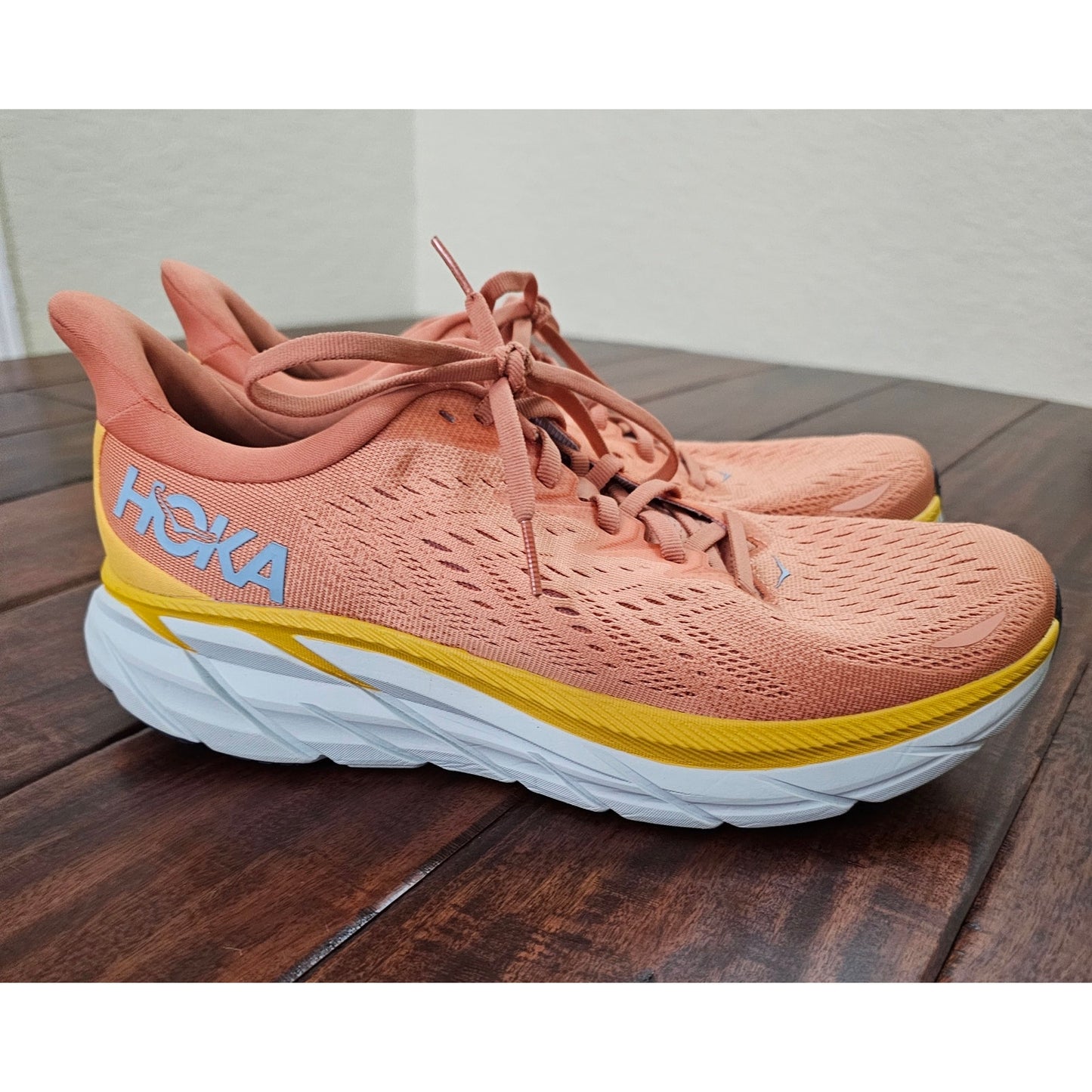 HOKA Clifton 8 shell coral sun baked womens running shoes size 11b