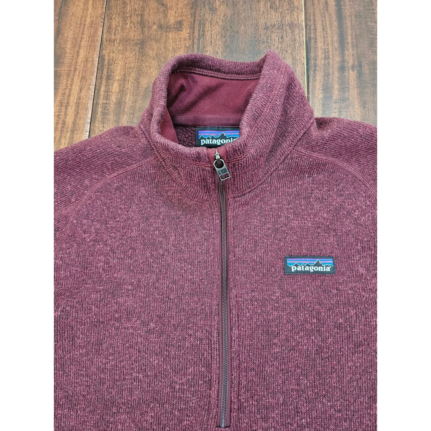 Patagonia burgandy pullover zip up sweater womens size M