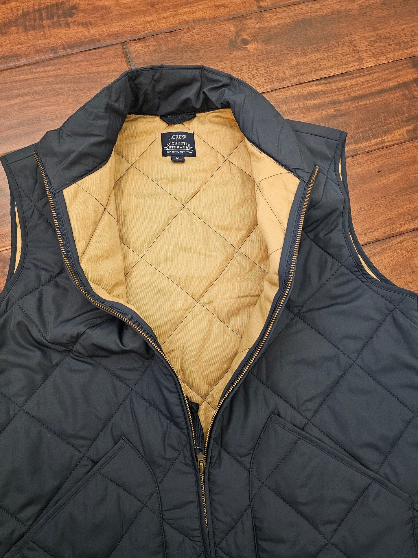 J Crew authentic outerwear quilted vest Size M