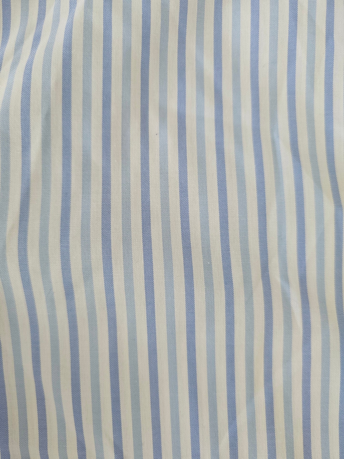 Untuckit blue stripe shirt mens size M